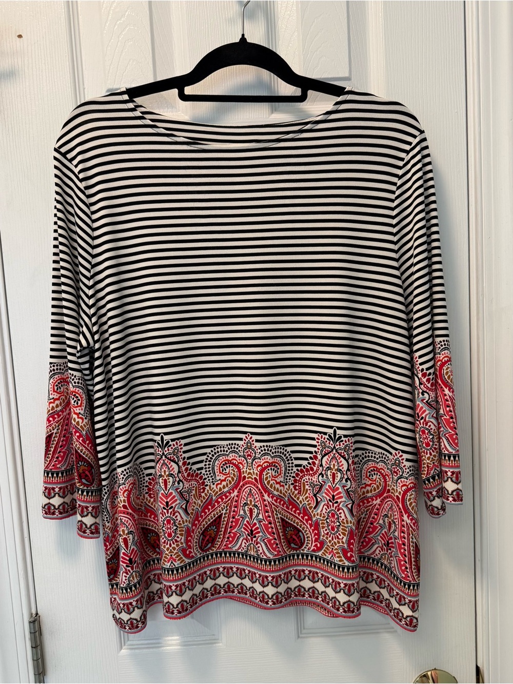 CHICO’s Striped Black & White Top Red Paisley Border L XL